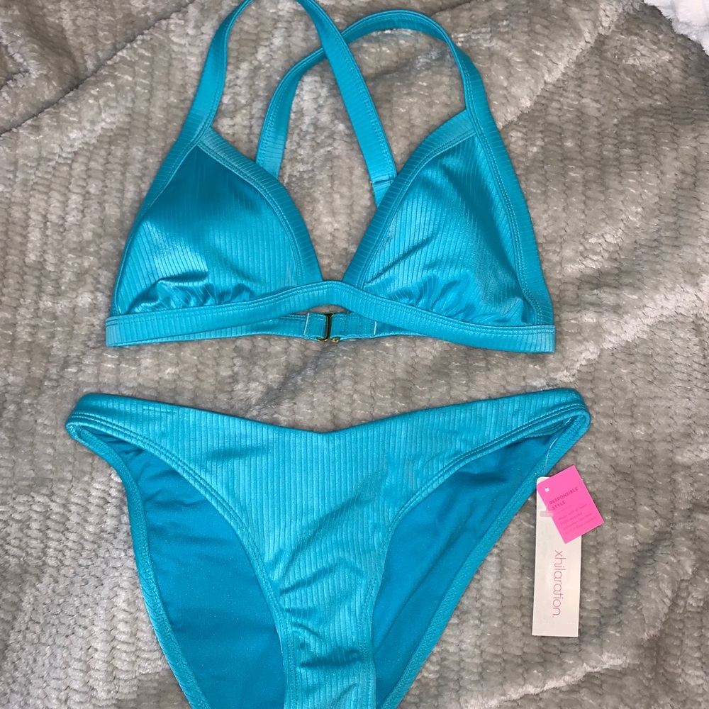 M bikini